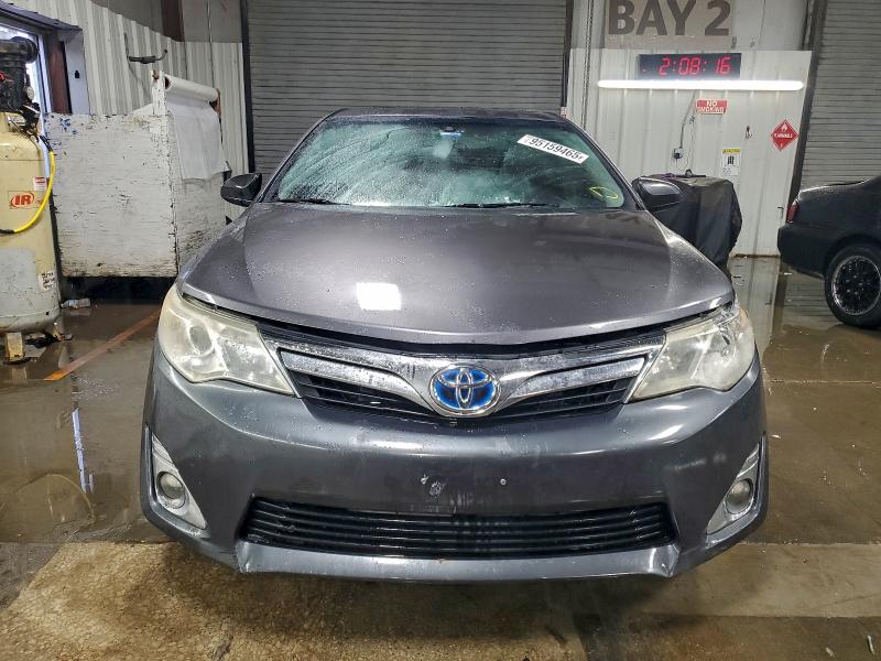 Photo 5 from auction – 2014 TOYOTA CAMRY HYBR with VIN 4T1BD1FK9EU100704