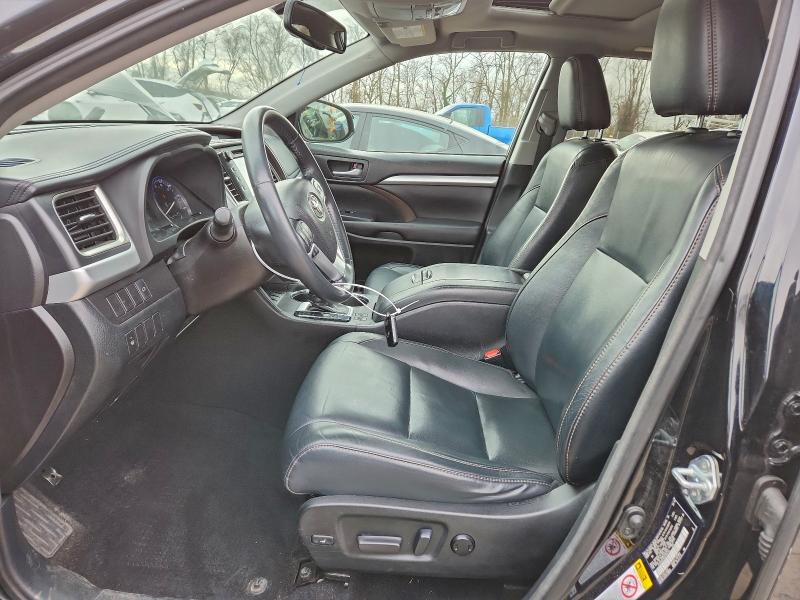 Photo 7 from auction – 2016 TOYOTA HIGHLANDER with VIN 5TDJKRFHXGS309143
