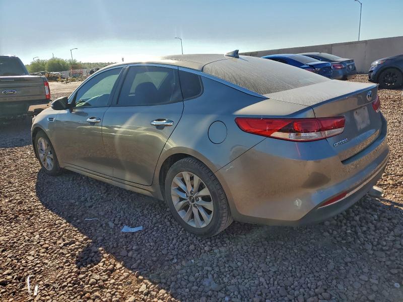 Photo 2 from auction – 2018 KIA OPTIMA with VIN 5XXGT4L34JG274322
