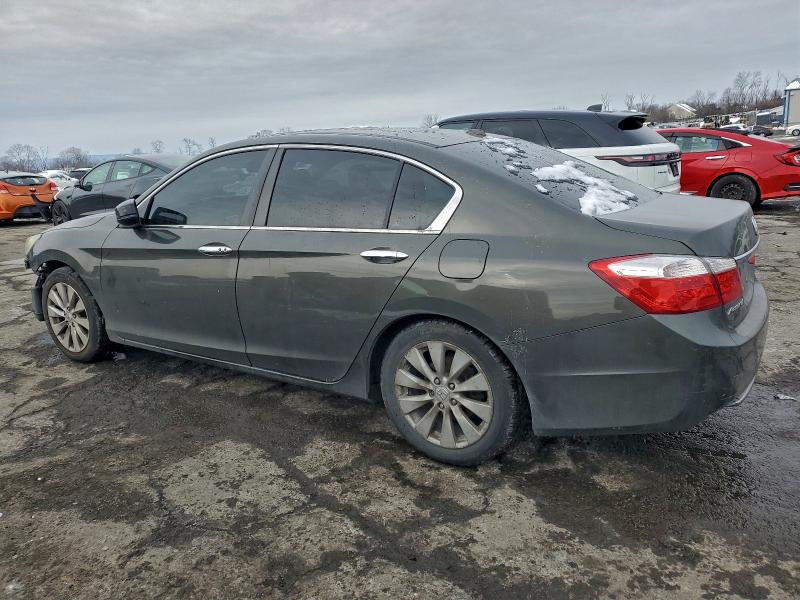 Photo 2 from auction – 2015 HONDA ACCORD with VIN 1HGCR2F88FA109368