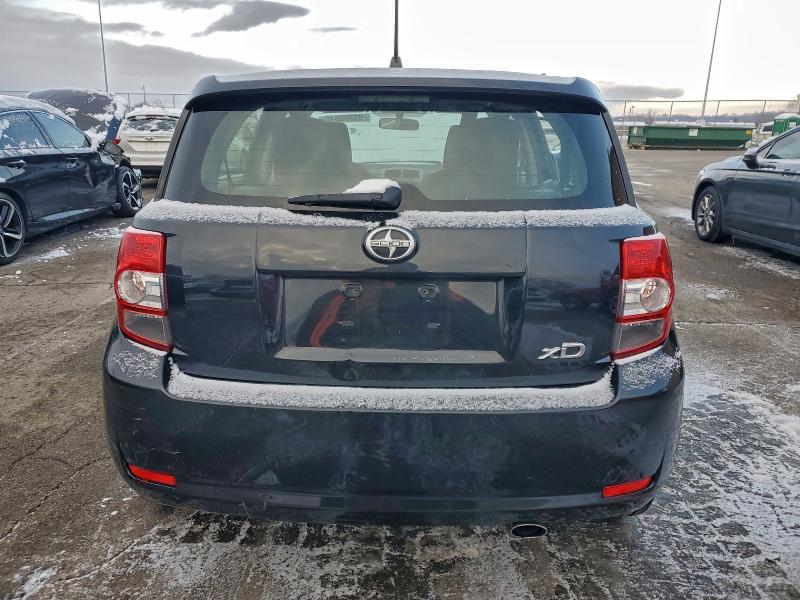 Photo 6 from auction – 2012 TOYOTA SCION XD with VIN JTKKU4B43C1025549