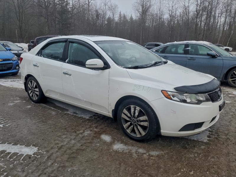 Photo 4 from auction – 2013 KIA FORTE EX with VIN KNAFU4A2XD5649350