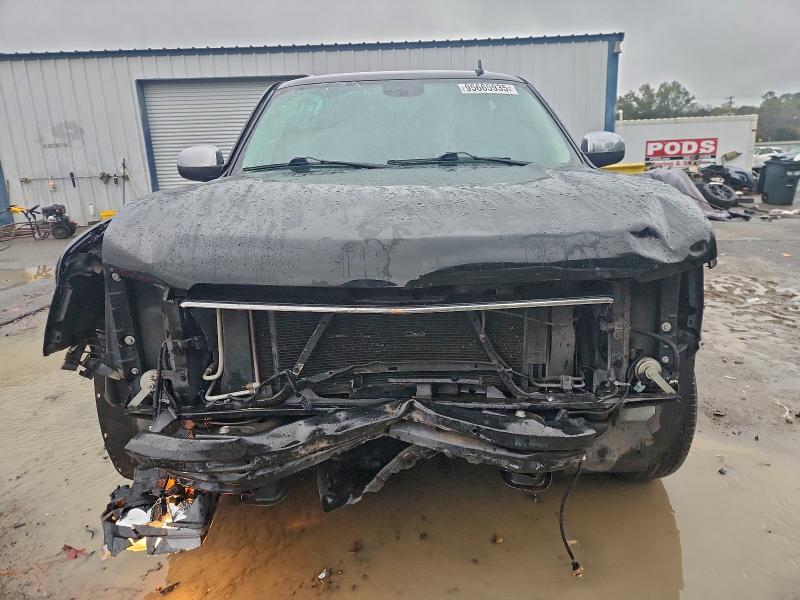 Photo 5 from auction – 2011 CHEVROLET SUBURBAN C with VIN 1GNSCJE04BR391271