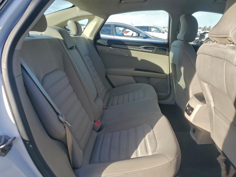 Photo 10 from auction – 2018 FORD FUSION SE with VIN 3FA6P0HD8JR224895