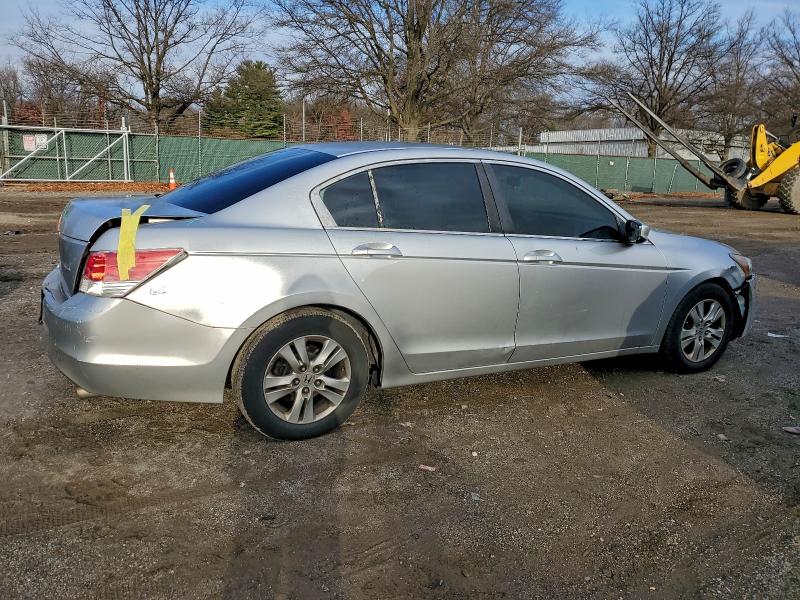 Photo 3 from auction – 2010 HONDA ACCORD LXP with VIN 1HGCP2F46AA094204