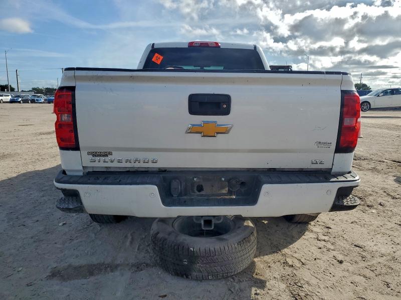 Photo 6 from auction – 2016 CHEVROLET SILVERADO with VIN 3GCUKREC0GG216018