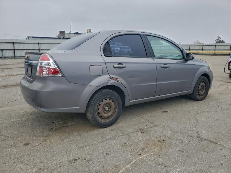 Photo 3 from auction – 2010 CHEVROLET AVEO LS with VIN KL1TD5DE7AB105068