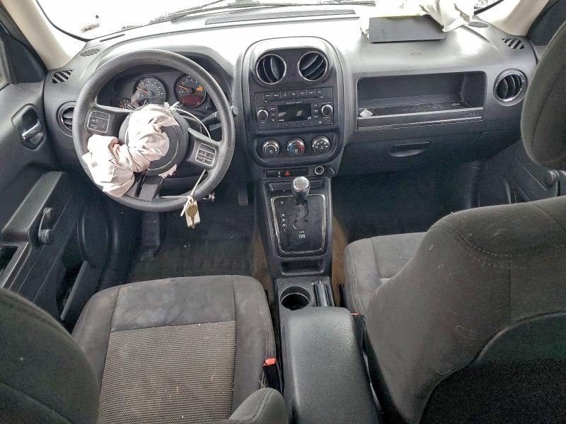 Photo 8 from auction – 2017 JEEP PATRIOT SP with VIN 1C4NJPBB4HD172899
