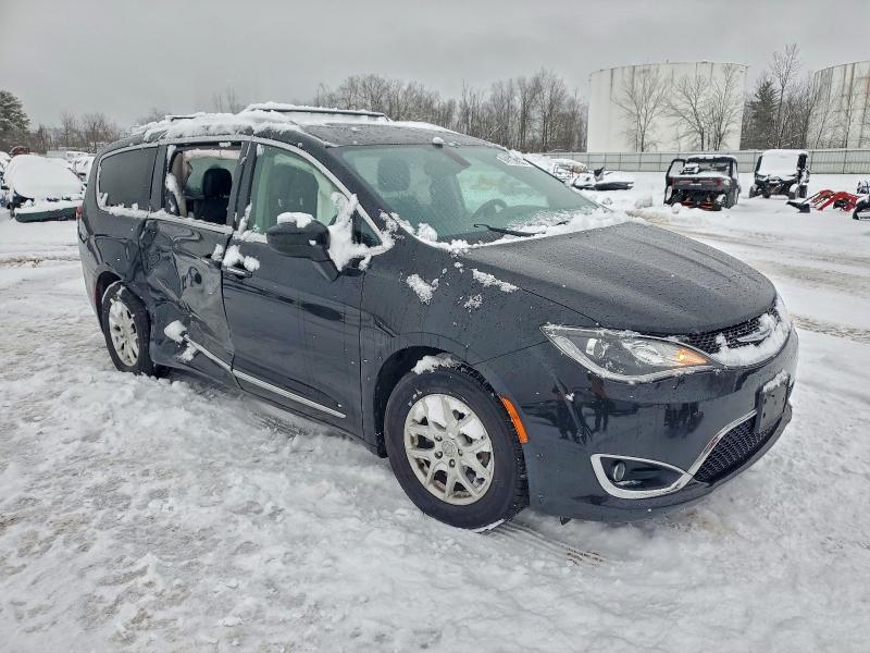 Photo 4 from auction – 2020 CHRYSLER PACIFICA T with VIN 2C4RC1BG1LR272999