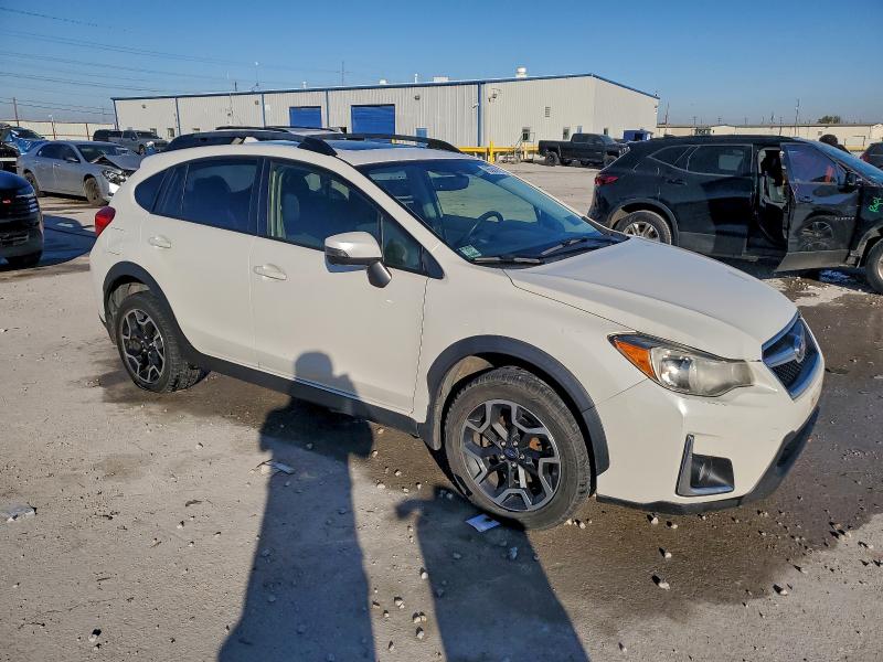 Photo 4 from auction – 2017 SUBARU CROSSTREK with VIN JF2GPALC1H8260511
