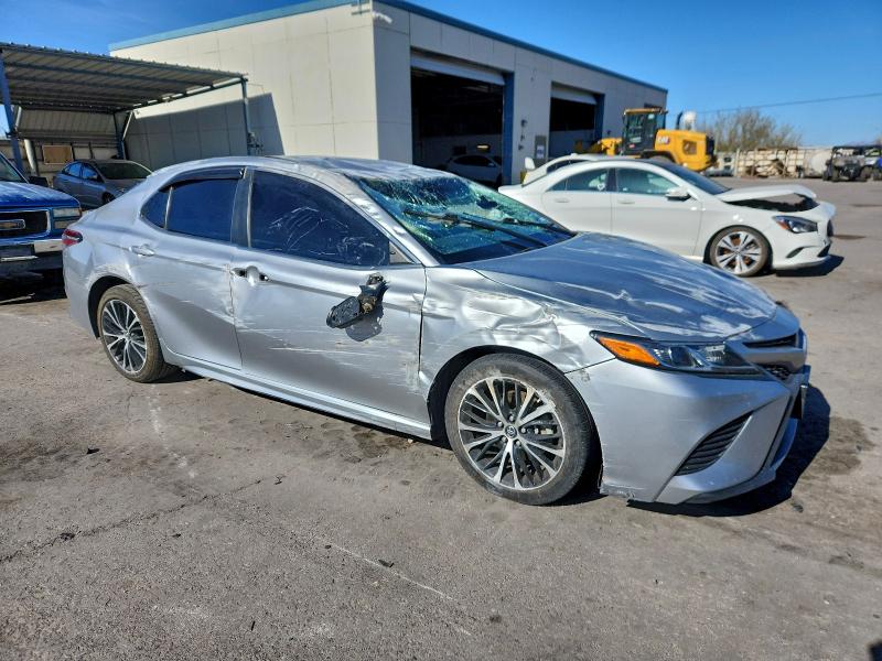 Photo 4 from auction – 2018 TOYOTA CAMRY with VIN 4T1B11HK7JU094871