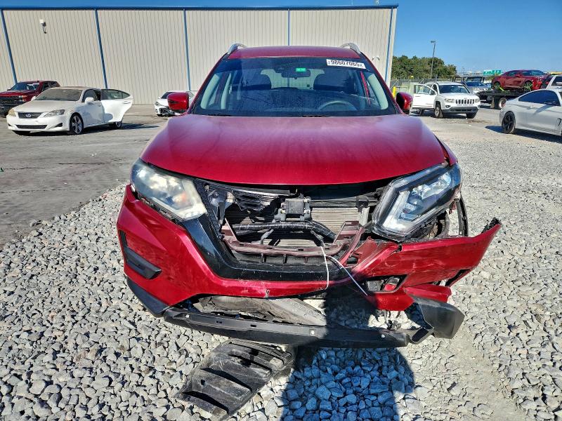 Photo 5 from auction – 2019 NISSAN ROGUE S with VIN 5N1AT2MT4KC714433