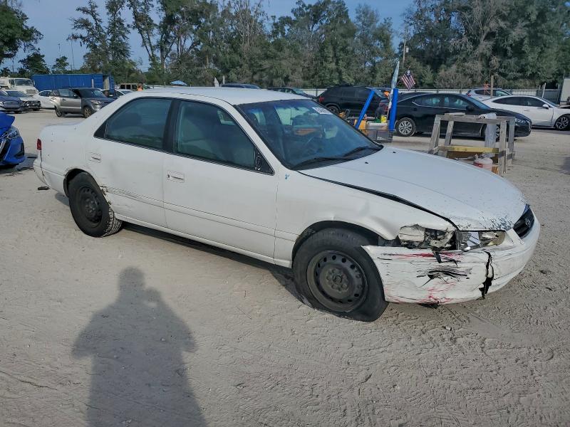 Photo 4 from auction – 2000 TOYOTA CAMRY CE with VIN 4T1BG22K4YU935245