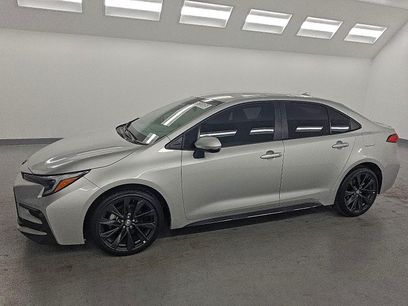 TOYOTA COROLLA SE 2025 with VIN 5YFS4MCE0SP222249 - Photo from auction