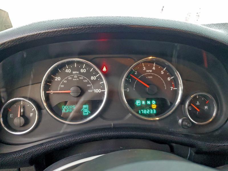 Photo 9 from auction – 2012 JEEP WRANGLER U with VIN 1C4HJWDG5CL140963