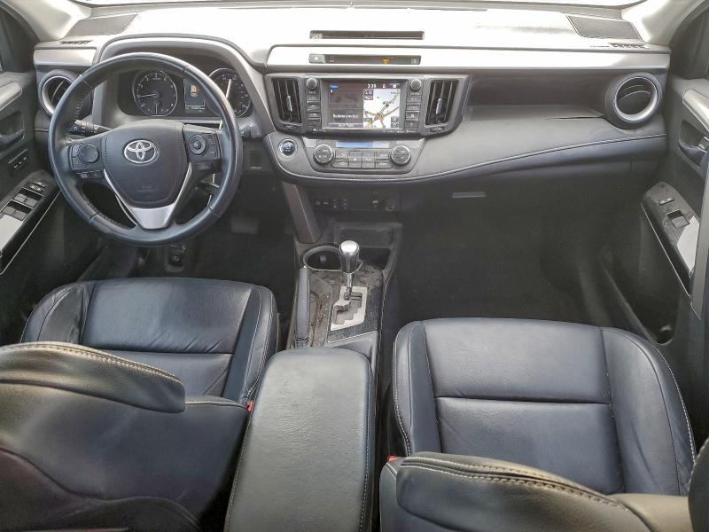 Photo 8 from auction – 2016 TOYOTA RAV4 with VIN 2T3YFREV1GW271908