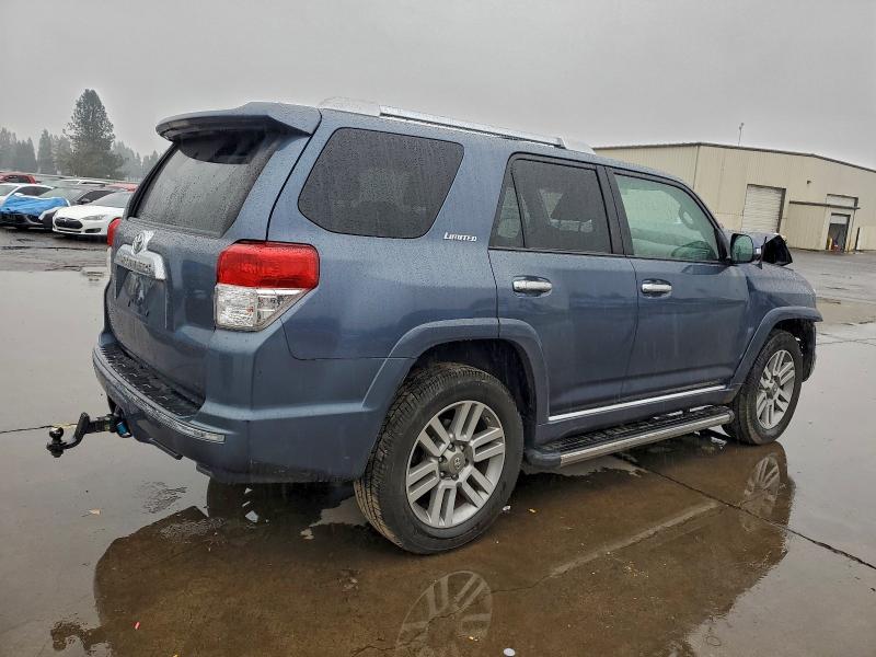Photo 3 from auction – 2011 TOYOTA 4RUNNER SR with VIN JTEBU5JR2B5055851