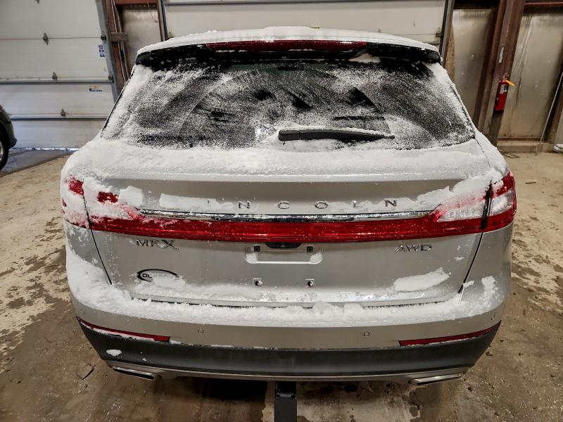 Photo 6 from auction – 2018 LINCOLN MKX RESERV with VIN 2LMPJ8LR6JBL39530