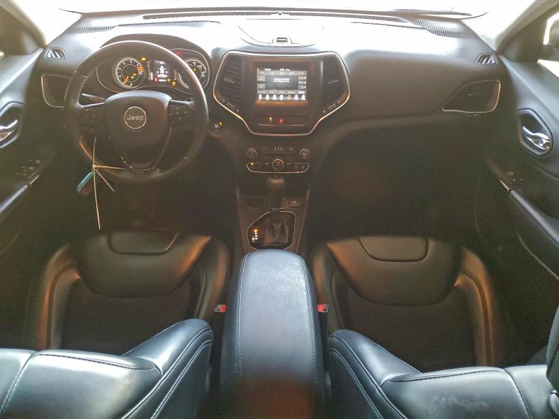 Photo 8 from auction – 2019 JEEP CHEROKEE L with VIN 1C4PJLLB3KD420132