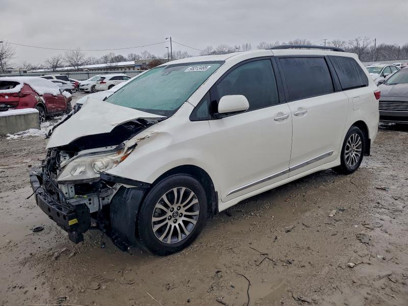 Photo 1 from auction – 2019 TOYOTA SIENNA with VIN 5TDYZ3DC0KS983227