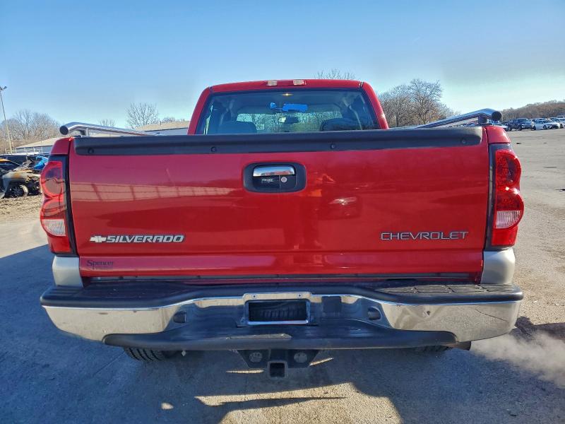 Photo 6 from auction – 2005 CHEVROLET SILVERADO with VIN 1GCEK19V25Z304583