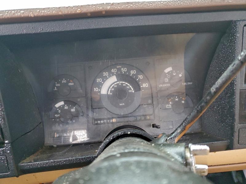Photo 9 from auction – 1988 GMC GMT-400 C1 with VIN 1GTDC14H4JZ544044