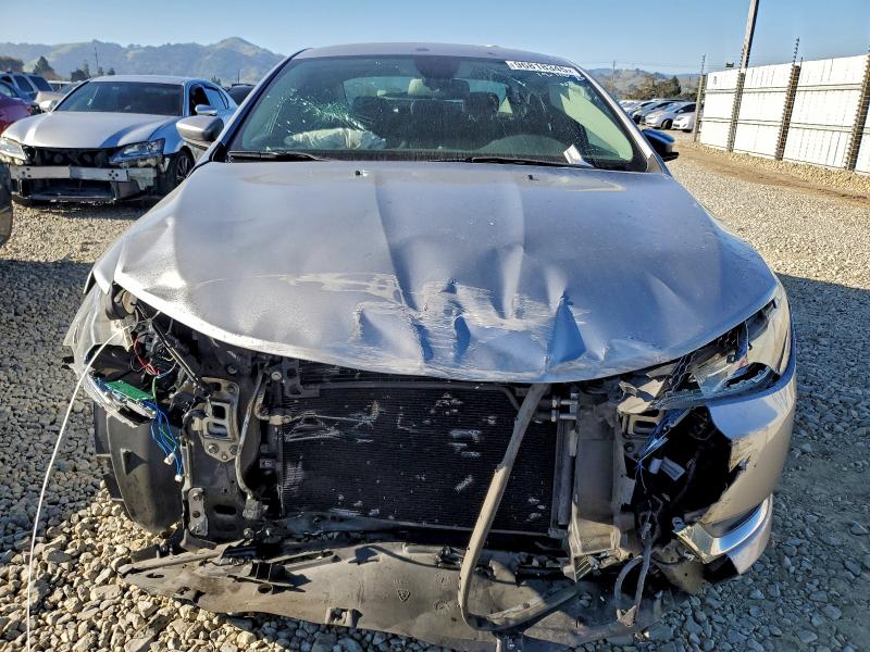 صورة رقم 5 من المزاد - 2015 CHRYSLER 200 LIMITE مع VIN 1C3CCCAB6FN622348