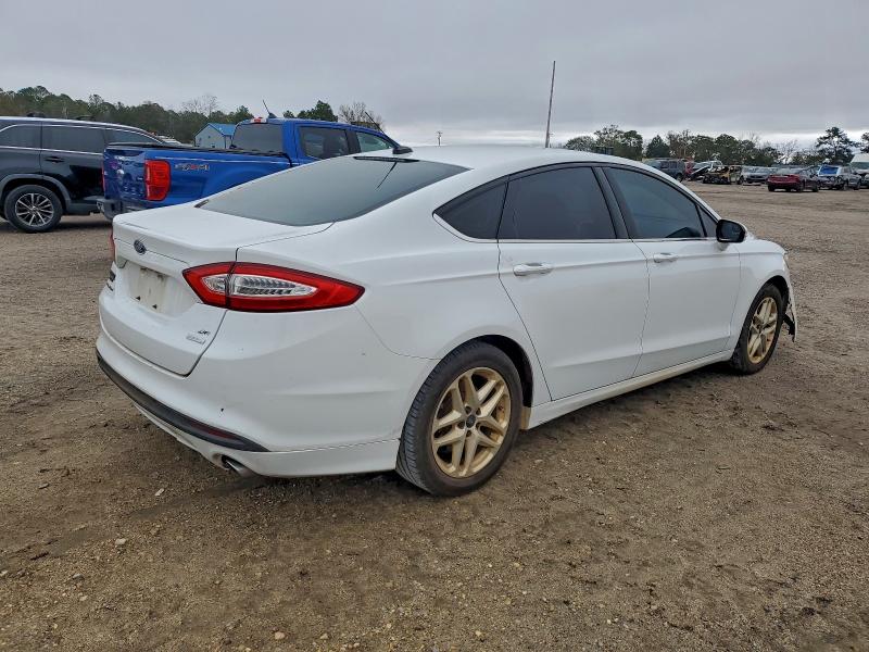 Photo 3 from auction – 2013 FORD FUSION SE with VIN 3FA6P0HR8DR201200