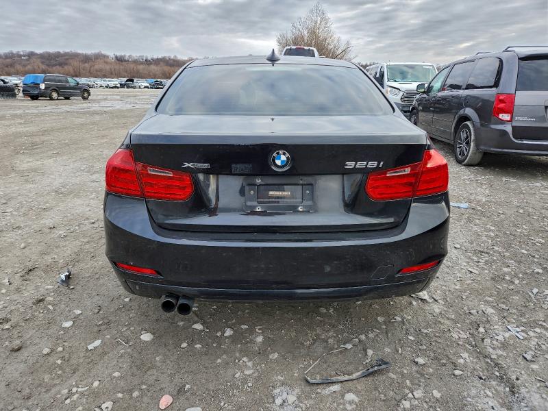 Photo 6 from auction – 2013 BMW 328 with VIN WBA3B5G57DNS00160