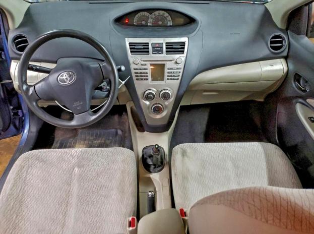 Photo 8 from auction – 2007 TOYOTA YARIS with VIN JTDBT923371038032