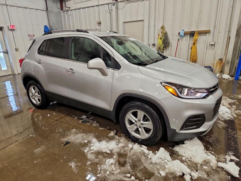Photo 4 from auction – 2019 CHEVROLET TRAX with VIN 3GNCJLSB4KL348990