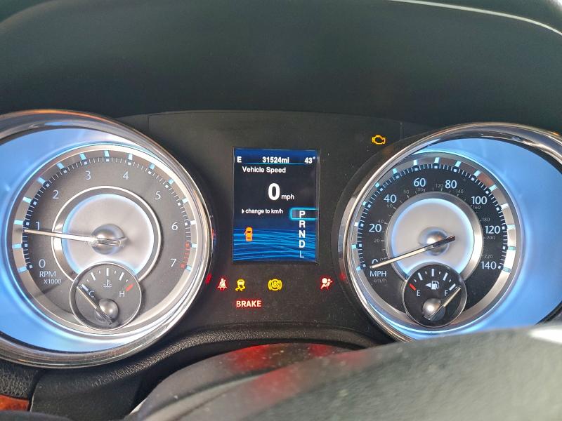 Photo 9 from auction – 2014 CHRYSLER 300 with VIN 2C3CCAAG1EH276233
