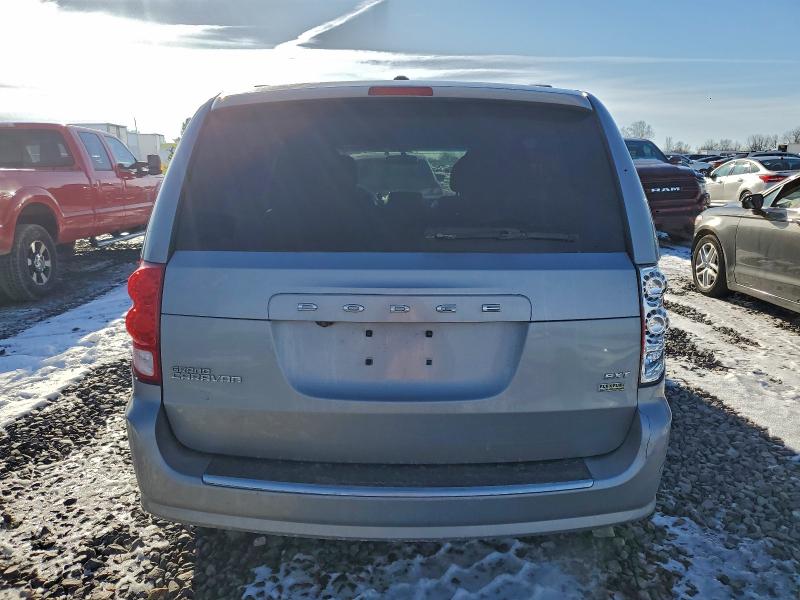 Photo 6 from auction – 2017 DODGE GRAND CARA with VIN 2C4RDGCG9HR842253