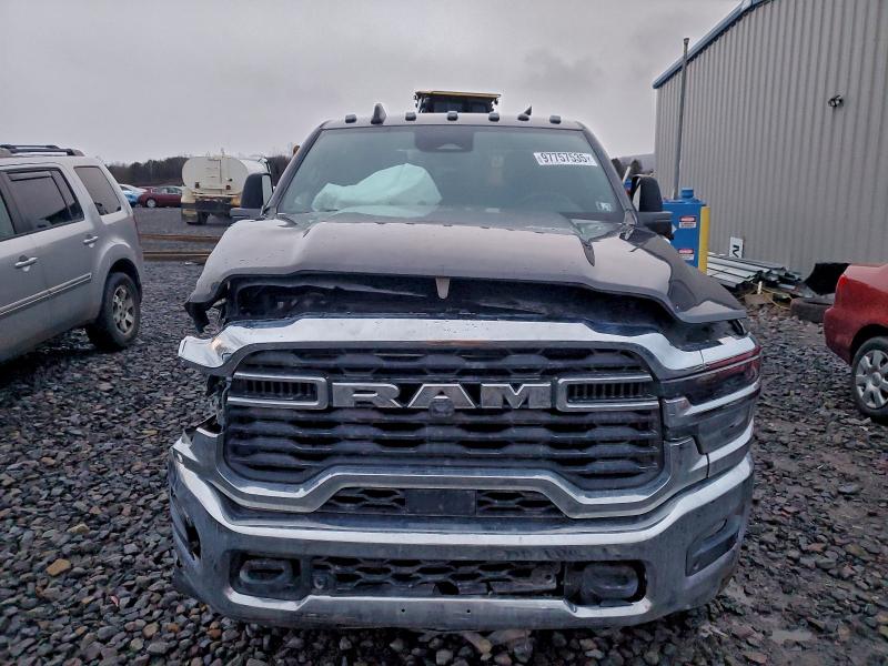 Photo 5 from auction – 2025 RAM 2500 with VIN 3C6UR5CJ6SG522940