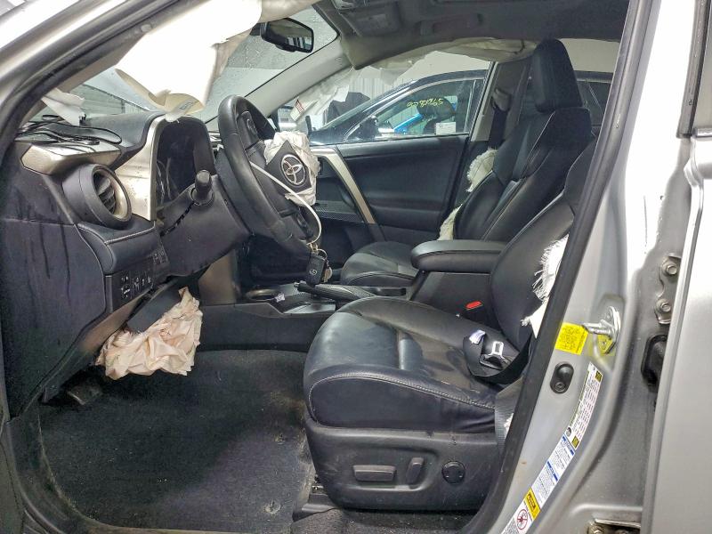 Photo 7 from auction – 2015 TOYOTA RAV4 with VIN 2T3DFREV9FW377861