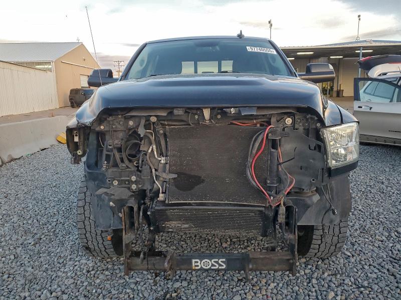 Photo 5 from auction – 2016 RAM 2500 SLT with VIN 3C6UR5DL5GG269116