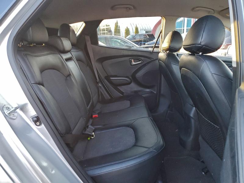 Photo 11 from auction – 2011 HYUNDAI TUCSON GLS with VIN KM8JUCAC8BU144177