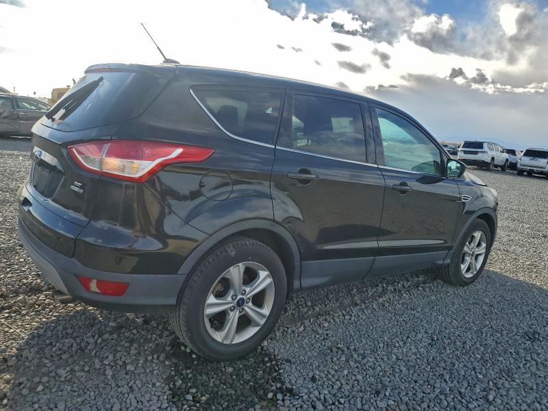 Photo 3 from auction – 2015 FORD ESCAPE SE with VIN 1FMCU9GX8FUC25529