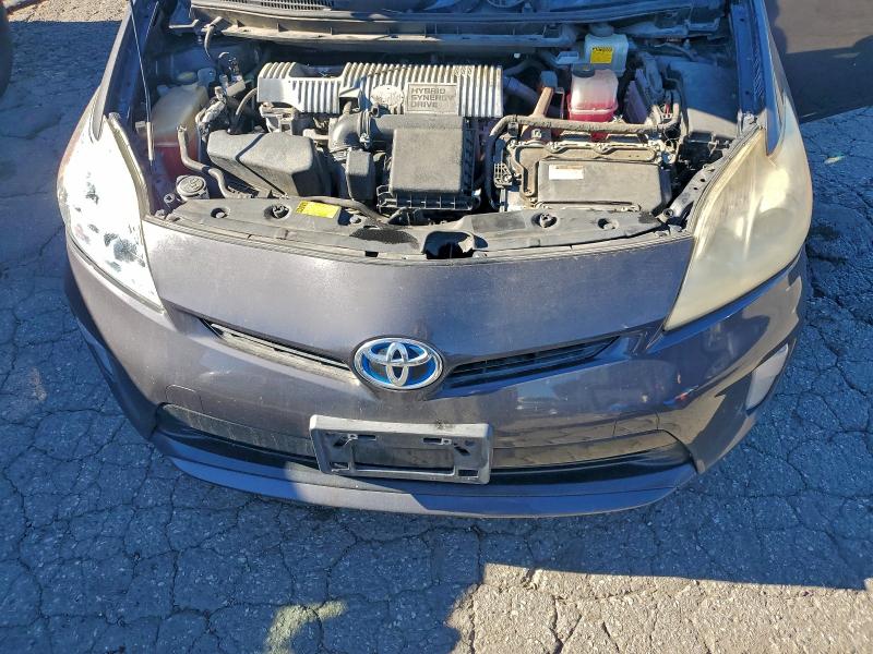 Photo 12 from auction – 2013 TOYOTA PRIUS with VIN JTDKN3DU8D1686989