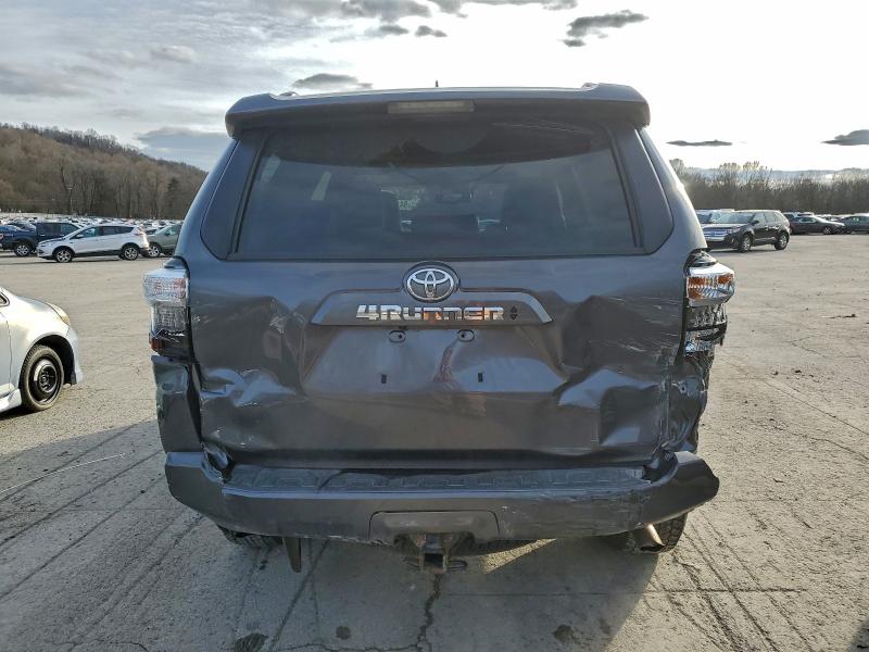 Photo 6 from auction – 2020 TOYOTA 4RUNNER SR with VIN JTEBU5JR7L5828508