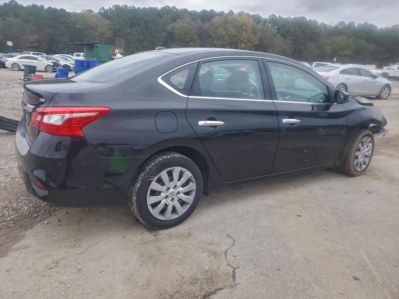 Photo 3 from auction – 2017 NISSAN SENTRA 4D with VIN 3N1AB7AP4HY242216