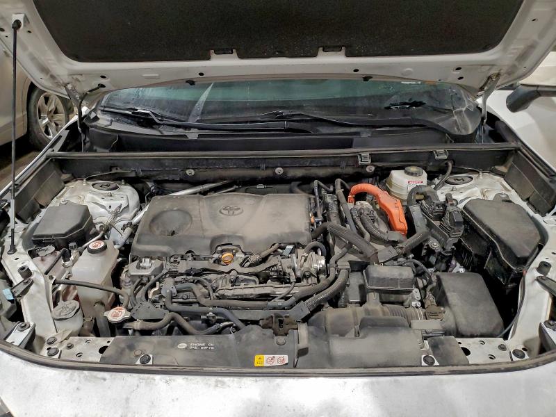 Photo 12 from auction – 2022 TOYOTA RAV4 XLE with VIN 4T3RWRFVXNU064210