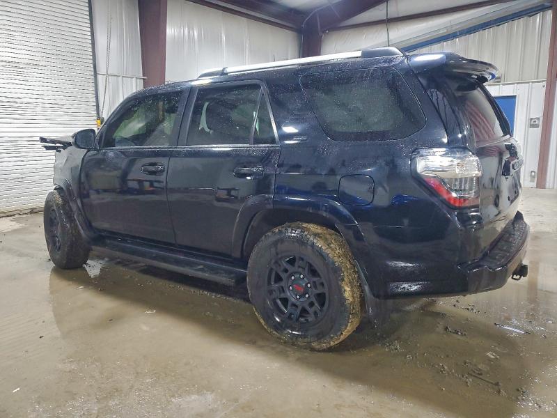 Photo 2 from auction – 2019 TOYOTA 4RUNNER SR with VIN JTEBU5JR2K5730968