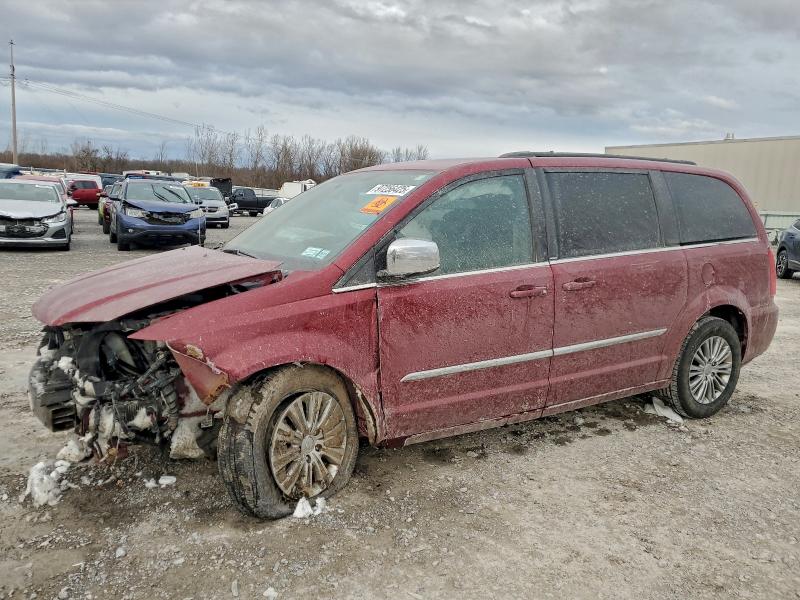 CHRYSLER TOWN & COU 2013 with VIN 2C4RC1CG2DR614752 - Photo from auction