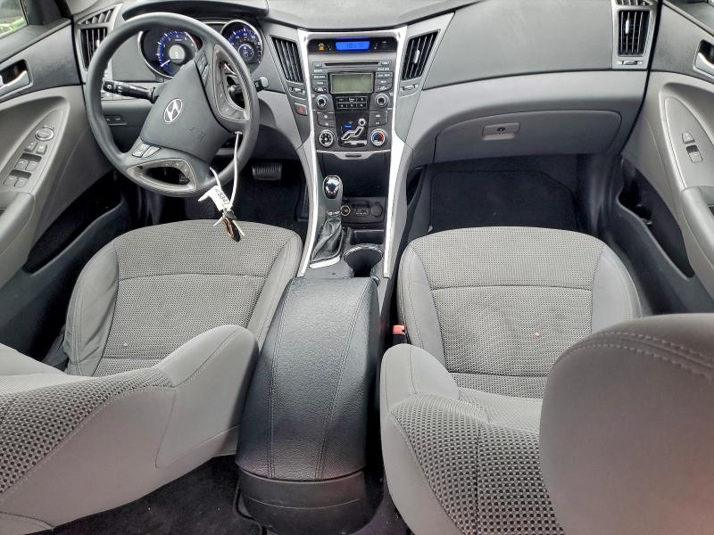 Photo 8 from auction – 2013 HYUNDAI SONATA GLS with VIN 5NPEB4AC0DH715921