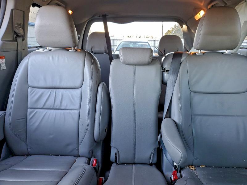Photo 10 from auction – 2016 TOYOTA SIENNA XLE with VIN 5TDYK3DC5GS756854