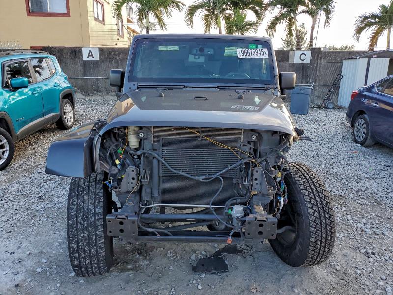 Photo 5 from auction – 2014 JEEP WRANGLER U with VIN 1C4BJWEG3EL196570