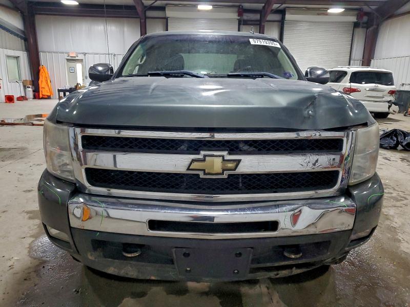 Photo 5 from auction – 2011 CHEVROLET SILVERADO with VIN 3GCPKSE34BG252291