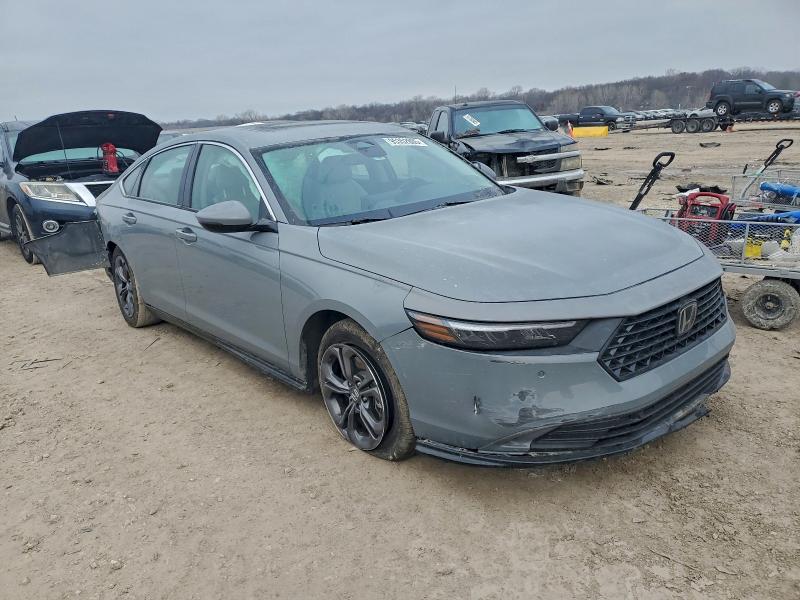Photo 4 from auction – 2025 HONDA ACCORD with VIN 1HGCY2F69SA005838