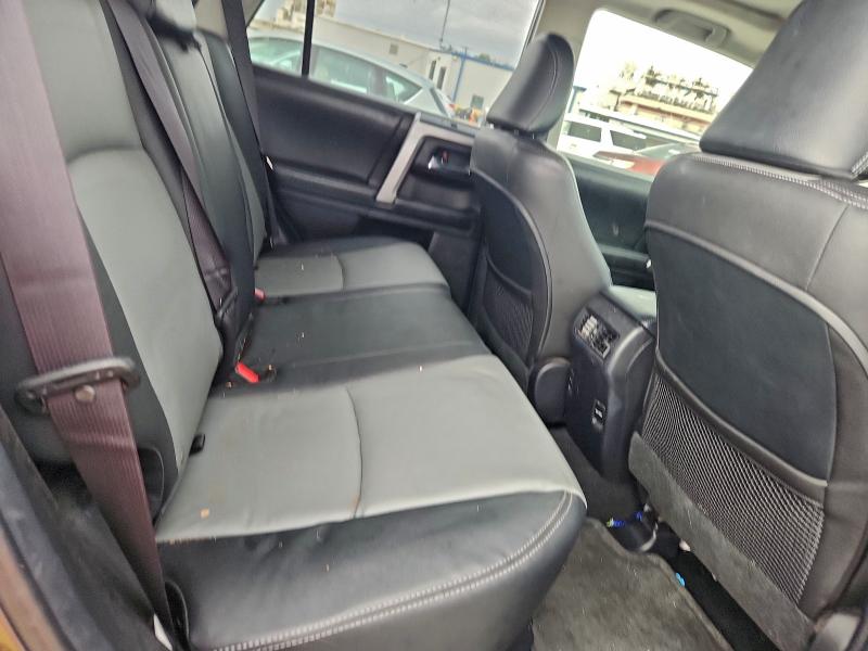 Photo 11 from auction – 2014 TOYOTA 4RUNNER SR with VIN JTEZU5JR3E5076257
